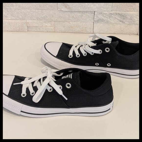 Converse Madison, women's size 8.5, NWB - Picture 10 of 12